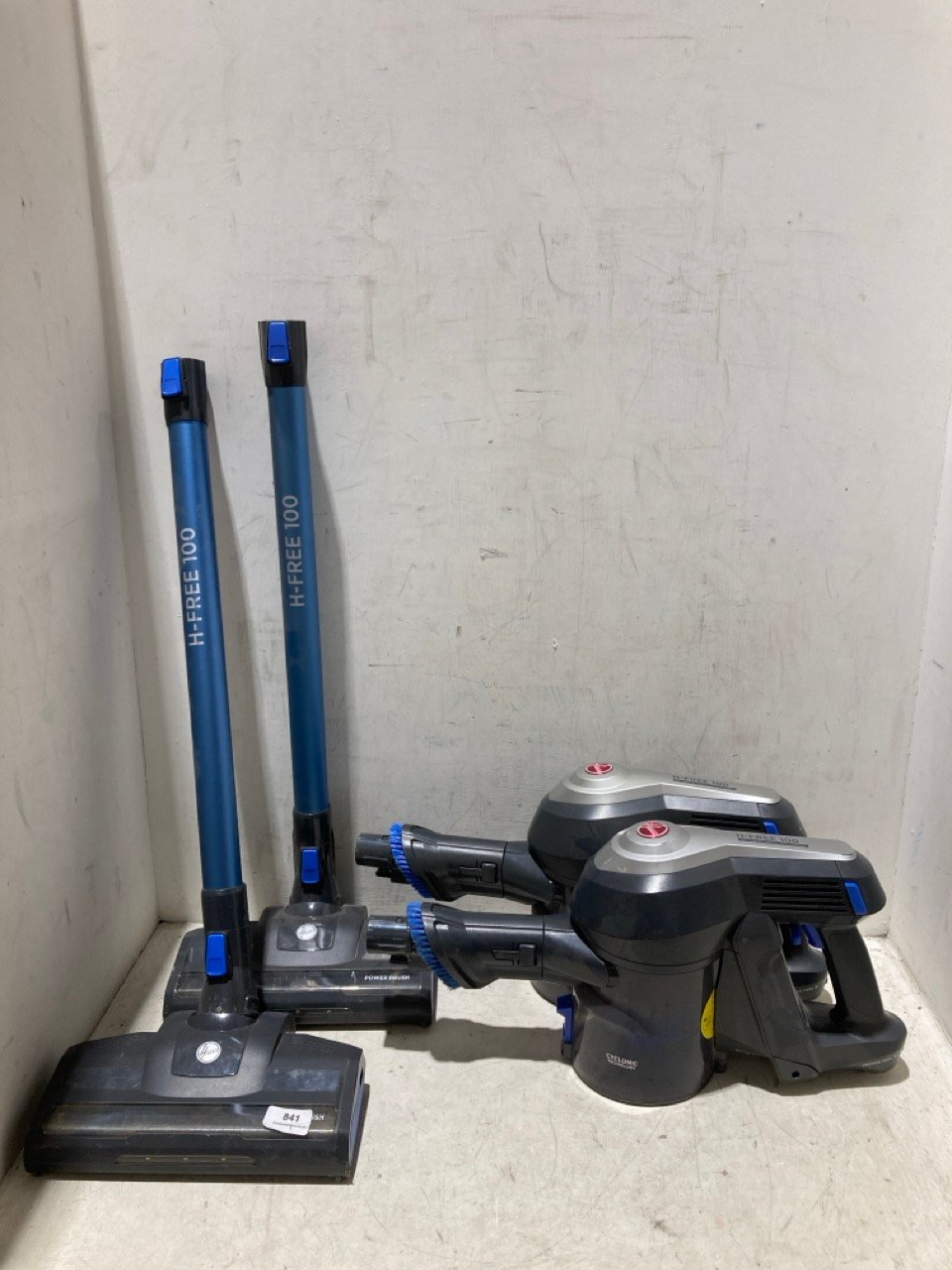 2 X HOOVER H-FREE 100 CORDLESS VACUUM - MODEL NO. 94LD1824_01