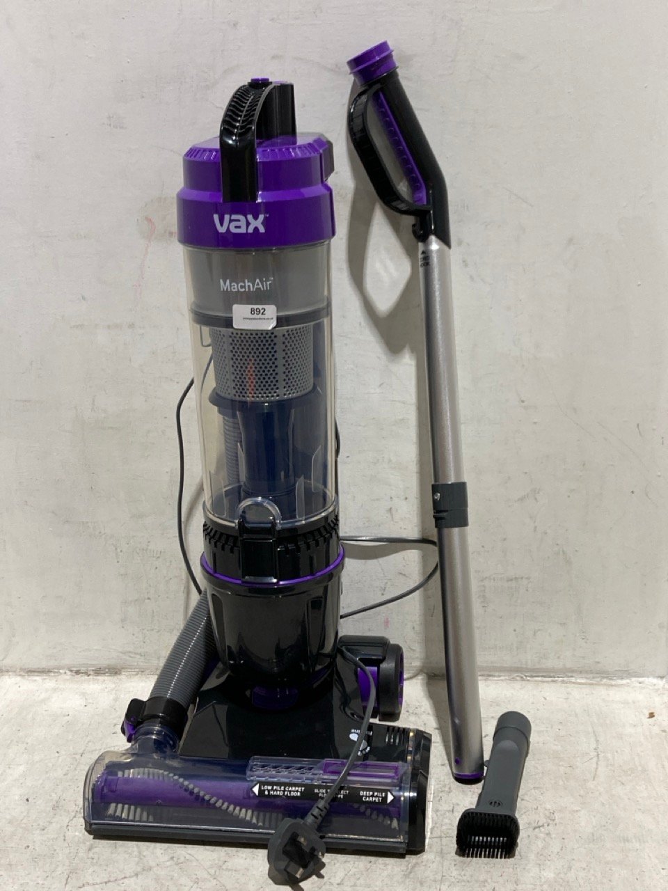 VAX MACH AIR UPRIGHT VACUUM CLEANER UCA1GEV1