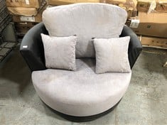 CUDDLER SOFA CHAIR IN GREY WITH SCATTER CUSHIONS