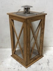 4 X STONE THE CROWS LARGE WOODEN FRAME LANTERN - HGT 46CM - TOTAL RRP £240