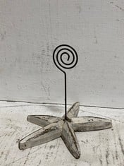 96 X STONE THE CROWS SET OF 3 STARFISH PLACECARD HOLDERS - ITEM NO. 052301