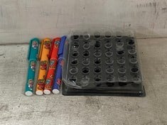 APPROX 144 STONE THE CROWS ITEMS TO INCLUDE 144 X STONE THE CROWS DISPLAY OF 36 BOOTLEGGERS PENS - ITEM RRP £30 - TOTAL RRP OF PALLET £5040 (KERBSIDE PALLET DELIVERY)