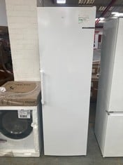 BOSCH SERIES 4 FREESTANDING FRIDGE MODEL: KSV36VWEP01 - RRP £719