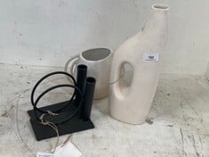 4 X ASSORTED ITEMS TO INCLUDE DELORES VASE IN WHITE (COLLECTION ONLY)