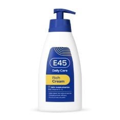 QTY OF ITEMS TO INCLUDE 25X ASSORTED BEAUTY ITEMS TO INCLUDE E45 RICH CREAM 400ML – CREAM EVENING PRIMROSE OIL, BODY FACE HAND CREAM FOR LONG MOISTURISATION AND SOFT SKIN – SUITABLE FOR DRY AND SENSI