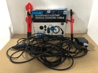 QTY OF ASSORTED CAR ITEMS TO INCLUDE SIMPLY ADJUSTABLE ELECTRIC VEHICLE CHARGING CABLE: LOCATION - BR12