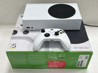 MICROSOFT XBOX SERIES S 512GB GAMES CONSOLE: MODEL NO 1883 (WITH BOX & ALL ACCESSORIES) [JPTM127968]. THIS PRODUCT IS FULLY FUNCTIONAL AND IS PART OF OUR PREMIUM TECH AND ELECTRONICS RANGE