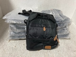 QTY OF MUUZEY CANVAS BACKPACKS IN BLACK: LOCATION - H17