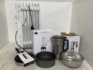 QTY OF ASSORTED JOHN LEWIS AND PARTNERS HOUSE HOLD ITEMS TO INCLUDE 1.7L STAINLESS STEEL KETTLE , MINI OIL FILLED HEATER: LOCATION - H9