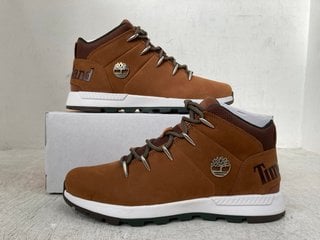 TIMBERLAND MENS SPRINT TREKKER MID WALKING BOOTS IN RACCOLTA RUST BROWN SIZE: 8 - RRP - £130: LOCATION - E10