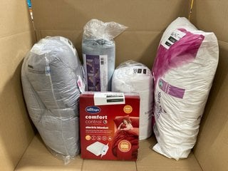 QTY OF ASSORTED BED ITEMS TO INCLUDE SILENT NIGHT COMFORT CONTROL ELECTRIC BLANKET: LOCATION - E11