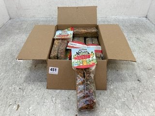 BOX OF NATURAL NIBBLES GRAZING STICKS WITH APPLE AND CARROTS 120G BB: 10/25: LOCATION - F10