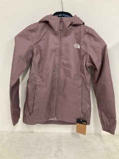 THE NORTH FACE WOMENS QUEST JACKET IN LIGHT PURPLE SIZE: XS: LOCATION - E1