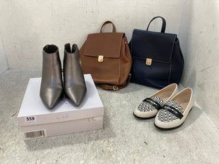 4 X ASSORTED WOMENS ITEMS AND CLOTHING TO INCLUDE 2 X ASSORTED RWL LEATHER BAGS IN NAVY AND BROWN: LOCATION - F4