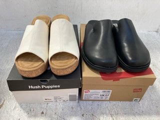 HUSH PUPPIES POPPY SLIDES IN VANILLA CREME SIZE: 7 TO INCLUDE FITFLOP GEN - FF LEATHER MULE CLOGS IN BLACK SIZE: 7: LOCATION - F4