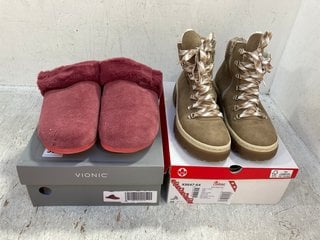 RIEKER WOMENS FLEECE LINED LACE UP QUILTED BOOTS IN BEIGE SIZE: 39 EU TO INCLUDE VIONIC WOMENS FLEECE LINED OPEN BACK SLIPPERS IN RED SIZE: 7: LOCATION - F3