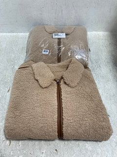 2 X WHITE STUFF WOMENS BORG JACKETS IN FLEECE BROWN SIZE: 16 AND 20: LOCATION - G7