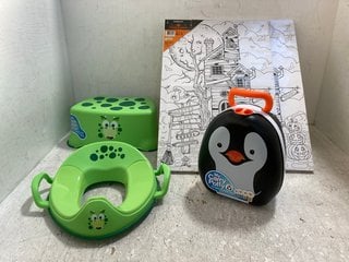 4 X ASSORTED CHILDRENS ITEMS TO INCLUDE 2 X MY LITTLE TRAINER SEAT POTTY'S IN GREEN: LOCATION - G9