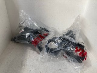 2 X YAMAHA REAR FENDER MUDGUARDS MODEL: B6H - F1611 - 20: LOCATION - G10