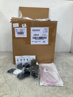 BOX OF ASSORTED ITEMS TO INCLUDE MULTIPACKS OF 100 PIECE CAR BODY PLASTIC CONNECTORS IN BLACK: LOCATION - E3