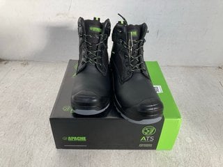 APACHE DAKOTA STEEL TOE PROTECTIVE LACE UP BOOTS IN BLACK SIZE: 5: LOCATION - G11