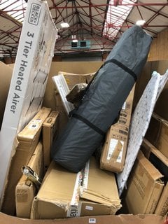 PALLET OF ASSORTED ITEMS TO INCLUDE BLACK & DECKER 3 TIER HEATED AIRER: LOCATION - A4 (KERBSIDE PALLET DELIVERY)