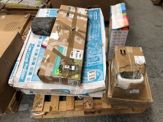 PALLET OF ASSORTED OUTDOOR ITEMS/WEIGHTS TO INCLUDE LITTLE TIKES CAPE COTTAGE PLAYHOUSE: LOCATION - A4