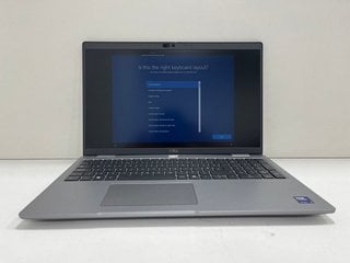 DELL LATITUDE 5550 500GB LAPTOP IN SILVER. (WITH BOX & CHARGER CABLE, BIOS PASSWORD PROTECTED). INTEL CORE ULTRA 5 125H, 16GB RAM, , INTEL(R) GRAPHICS [JPTM127954]