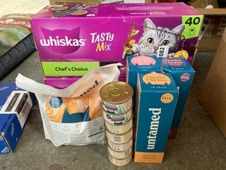 QTY OF PET FOOD ITEMS TO INCLUDE 2 X BOXES OF WHISKAS VARIETY PACK CAT FOOD IN VARIOUS FLAVOURS - BBE: 06.2026: LOCATION - C3