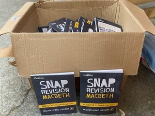 QTY OF COLLINS SNAP REVISION MACBETH AQA GCSE 9-1 ENGLISH LITERATURE BOOKS: LOCATION - C3