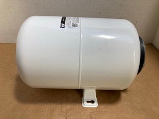 ZILMET - ULTRA PRO 19L PORTABLE EXPANSION VESSEL C/W BRACKET: LOCATION - A11