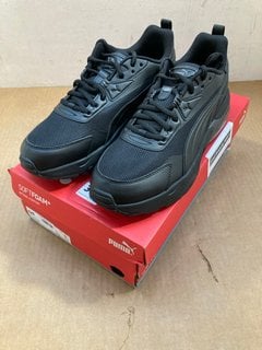 PUMA MENS VIS 2000S LACE UP SNEAKERS IN ALL BLACK UK SIZE 10: LOCATION - A12