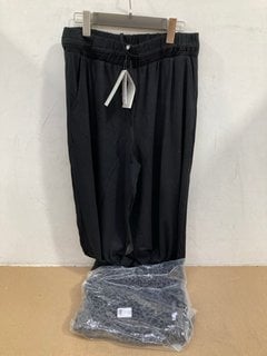 MINT VELVET EXTREME WIDE LEG TROUSERS IN BLACK UK SIZE L REG TO INCLUDE MINT VELVET ANIMAL PRINT MESH MIDI DRESS IN BLACK/GREY UK SIZE L: LOCATION - B3