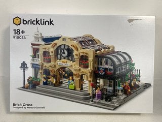 LEGO BRICKLINK BRICK CROSS - MODEL 910034 - RRP £299.99: LOCATION - FRONT BOOTH