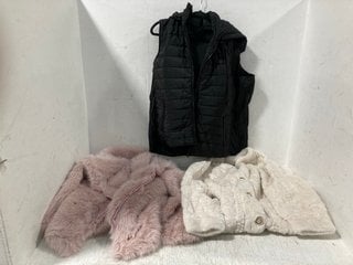 QTY OF ASSORTED HUDDYS CLOTHING ITEMS TO INCLUDE FAUX FUR WHITE JACKET UK SIZE ONE SIZE: LOCATION - B11