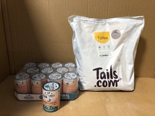 PACK OF 12 NATURO SALMON WITH CHICKEN DOG FOOD BBE: AUG 2026 TO INCLUDE TAILS.COM DOG FOOD: LOCATION - B12