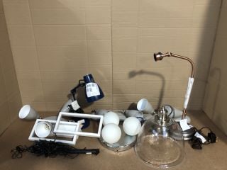 QTY OF ASSORTED HOUSEHOLD ITEMS TO INCLUDE JOHN LEWIS & PARTNERS ANYDAY TONY DESK LAMP IN NAVY: LOCATION - A0