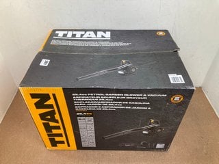 TITAN 25.4CC PETROL GARDEN BLOWER & VACUUM - RRP £130.00: LOCATION - C7