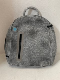 CHUCHKA KIMI BACKPACK IN GREY: LOCATION - BR2