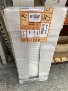 QUINN SINGLE COMPACT RADIATOR 1000 X 400MM: LOCATION - C1