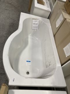 1500 X 850MM NTH RH P-SHAPED SHOWER BATH - RRP £299: LOCATION - C4