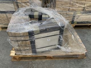 PALLET OF ALELUIA CERAMICS 450MM2 TILES IN ALPE WHITE, APPROX 20M2 IN TOTAL WEIGHT OF PALLET 400KG - RRP £960: LOCATION - D2 (KERBSIDE PALLET DELIVERY)