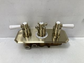 TRADITIONAL CONCEALED TRIPLE SHOWER VALVE IN BRUSHED BRASS - RRP £535: LOCATION - R1