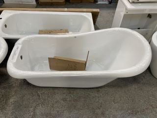 1510 X 720MM TRADITIONAL ROLL TOPPED SINGLE ENDED SLIPPER STYLE BATH WITH A SET OF CHROME CLAW & BALL FEET - RRP £1099: LOCATION - C2