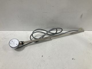 800W HEATING ELEMENT FOR TOWEL RADIATORS IN CHROME WITH STAT & TIMER - RRP £125: LOCATION - RACKING 2