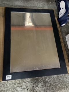 660 X 500MM WALL MOUNTED BATHROOM MIRROR IN A INDIGO FRAME: LOCATION - RACKING 2