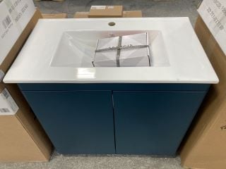 FLOOR STANDING 2 DOOR SINK UNIT IN OXFORD BLUE WITH A 810 X 470MM 1TH CERAMIC BASIN COMPLETE WITH A WATERFALL SPOUT MONO BASIN MIXER TAP & CHROME SPRUNG WASTE - RRP £860: LOCATION - D4