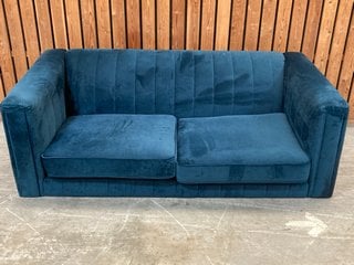 FLUTED ISLA LARGE 3 SEATER SOFA IN VELLUTO BLUE ALL OVER PLUSH VELVET: LOCATION - C3