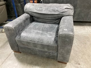 MODERN CONTEMPORARY STYLE CHUNKY ARMCHAIR IN UTAH GREY: LOCATION - D7