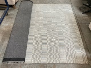 FABB FURNITURE EX-DISPLAY ASIATIC LONDON NATURAL WEAVES SLOAN FLOOR RUG IN DUCK EGG : SIZE 160 X 230CM - RRP £239 (UNUSED RETAIL STOCK): LOCATION - A10